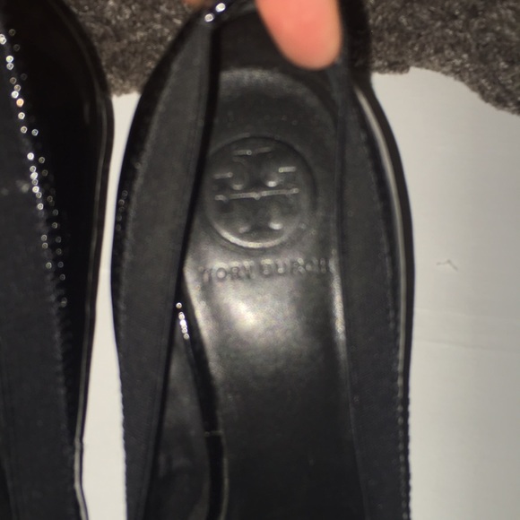 Tory Burch Caroline Wedge - Picture 4 of 7